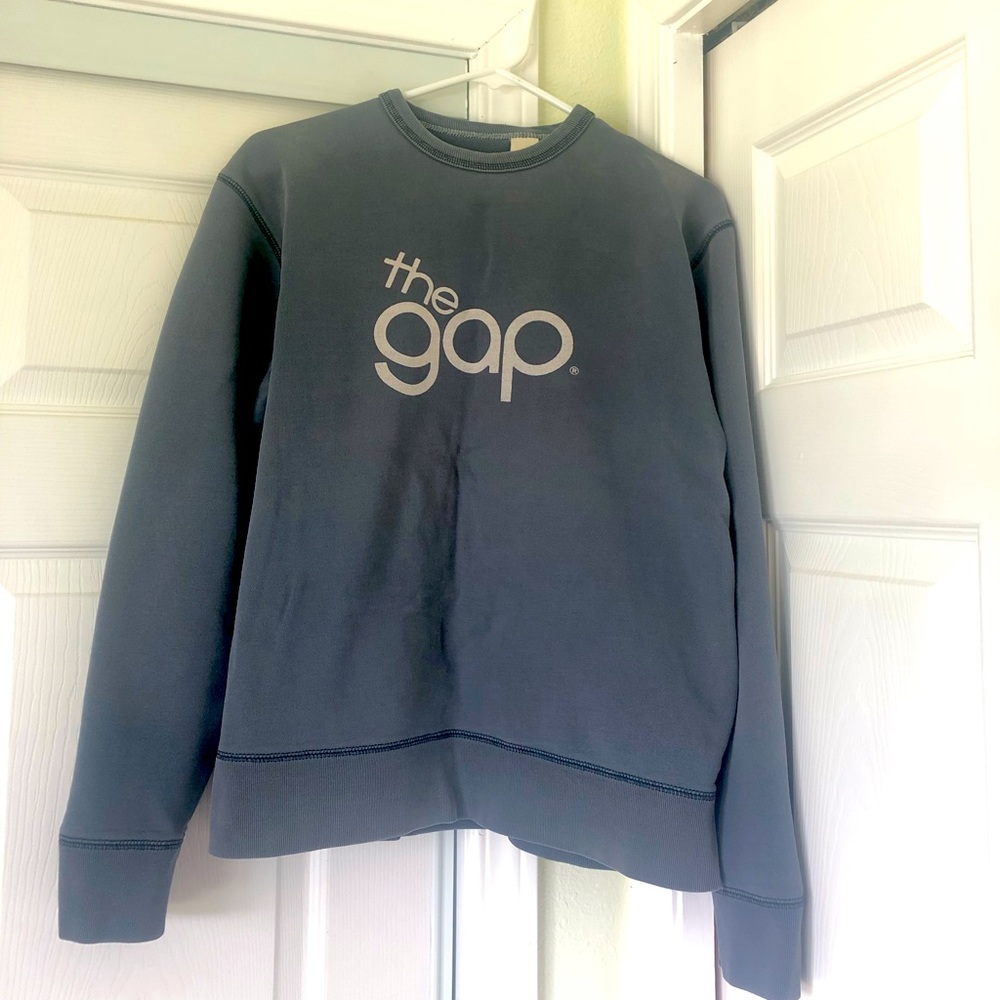 Vintage (2002) Women's Gap Sweatshirt, M